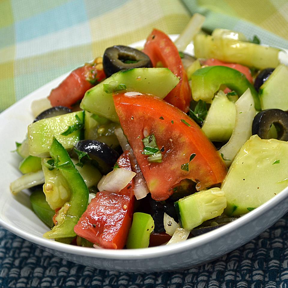 Sylvia's Easy Greek Salad_image