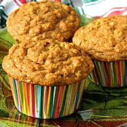 October Oatmeal Pumpkin Muffins