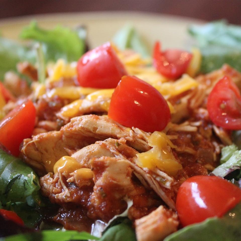 Slow Cooker Spicy Chicken image