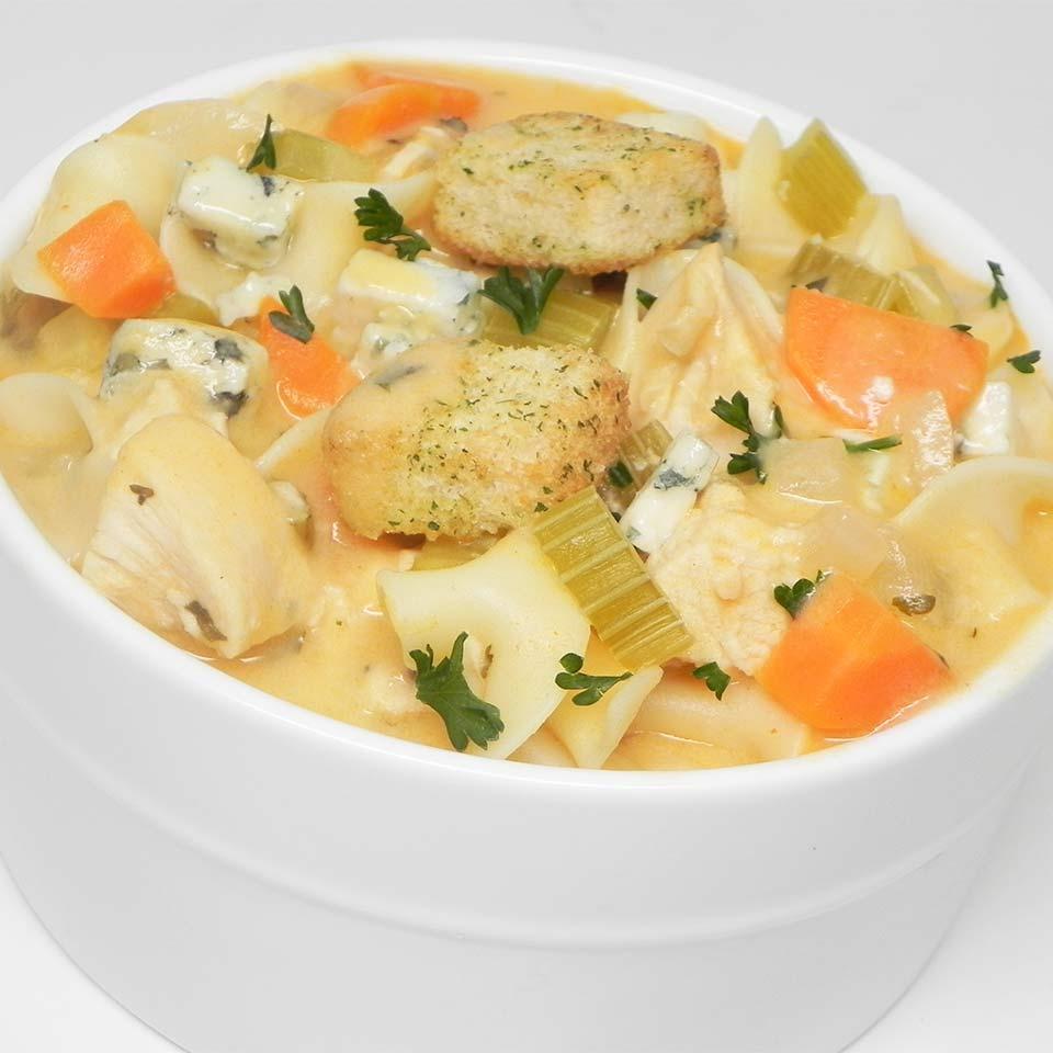 Creamy Buffalo Chicken Noodle Soup_image