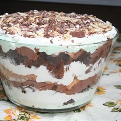 Pistachio Cream Dessert image