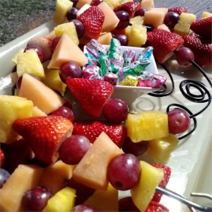 how to serve fruit at a party