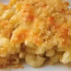 creamy macaroni and cheese recipe using 3 cheeses