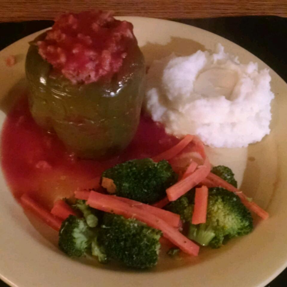 Saucy Stuffed Peppers image