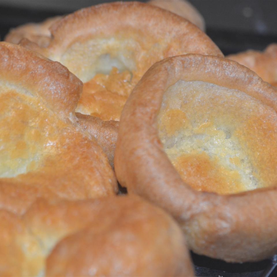 Simple Yorkshire Pudding_image