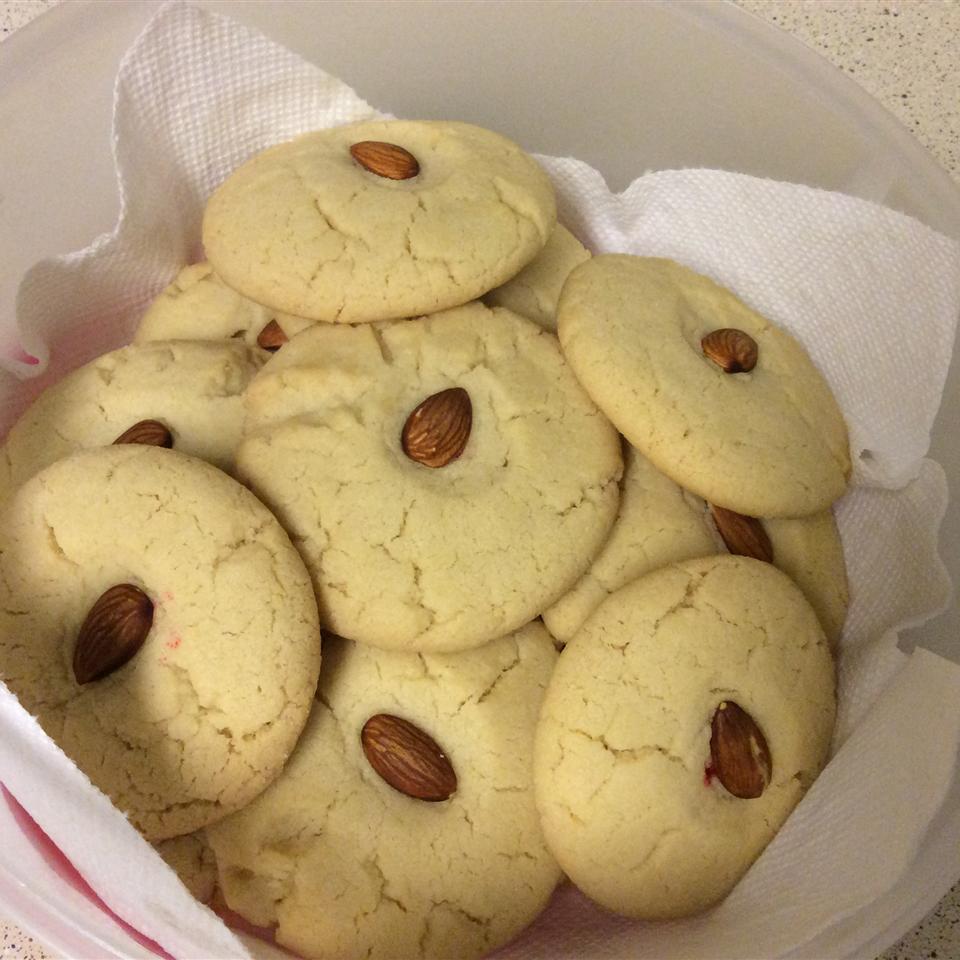 Almond Cookies (Dim Sum Variety) image