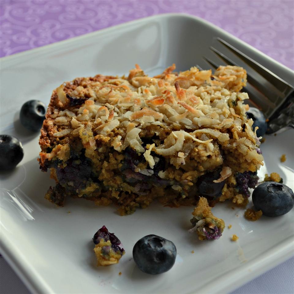 Blueberry Oatmeal Breakfast Bars image