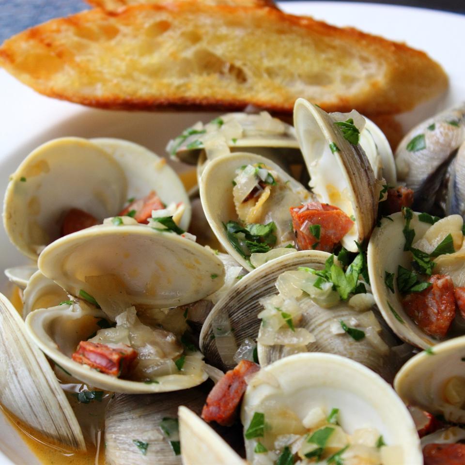 Chorizo Steamed Clams image