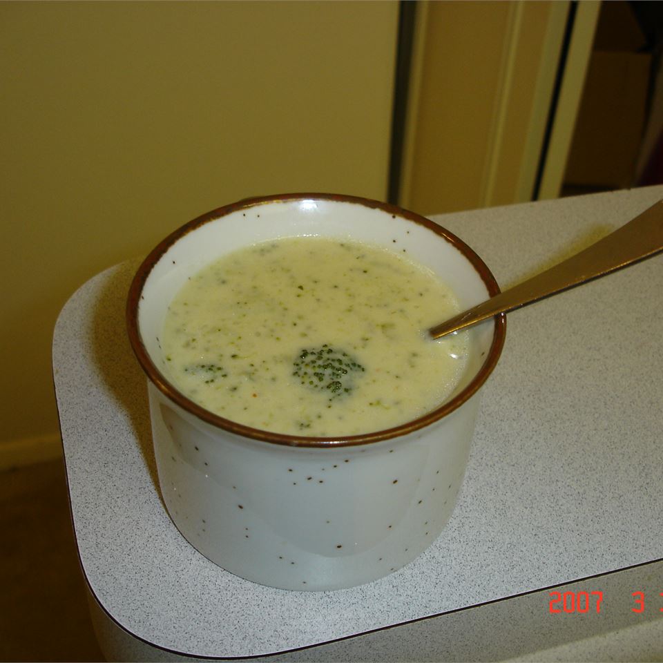 Cream of Broccoli Soup V_image