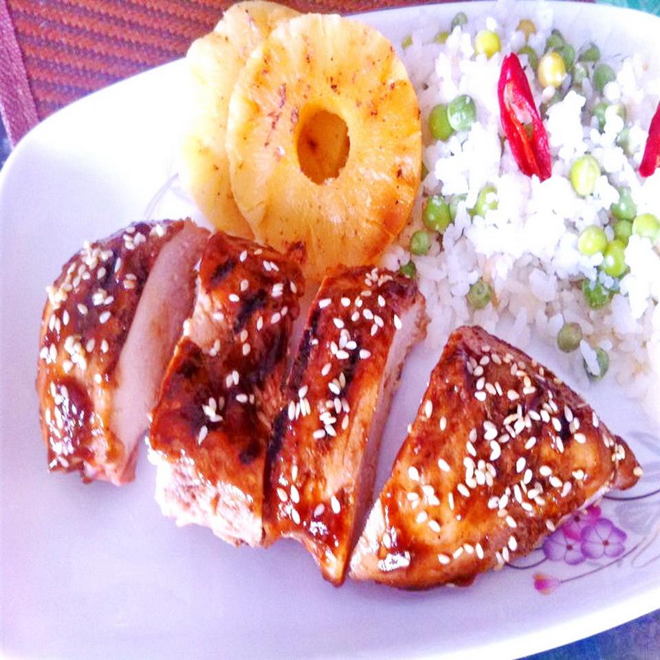 Grilled Chicken Breast and Pineapple_image
