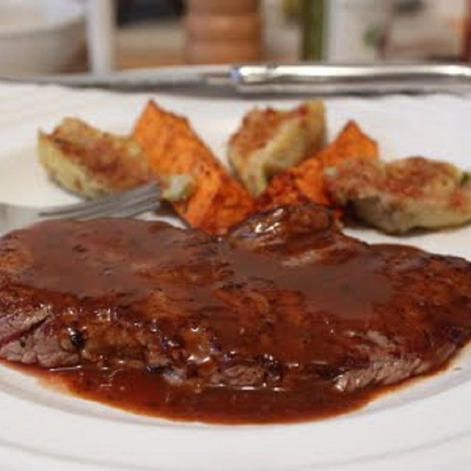 Minute Steaks with Barbeque Butter Sauce image