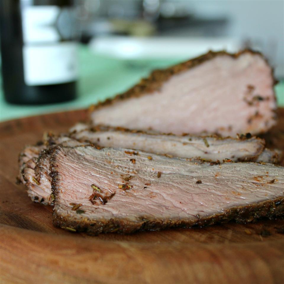 Herb Rubbed Sirloin Tip Roast_image