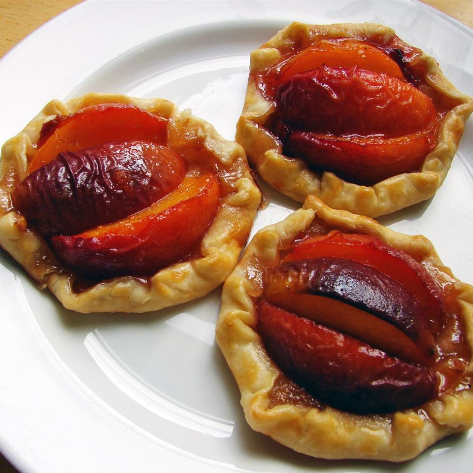 Chef John's Peach Tartlets image