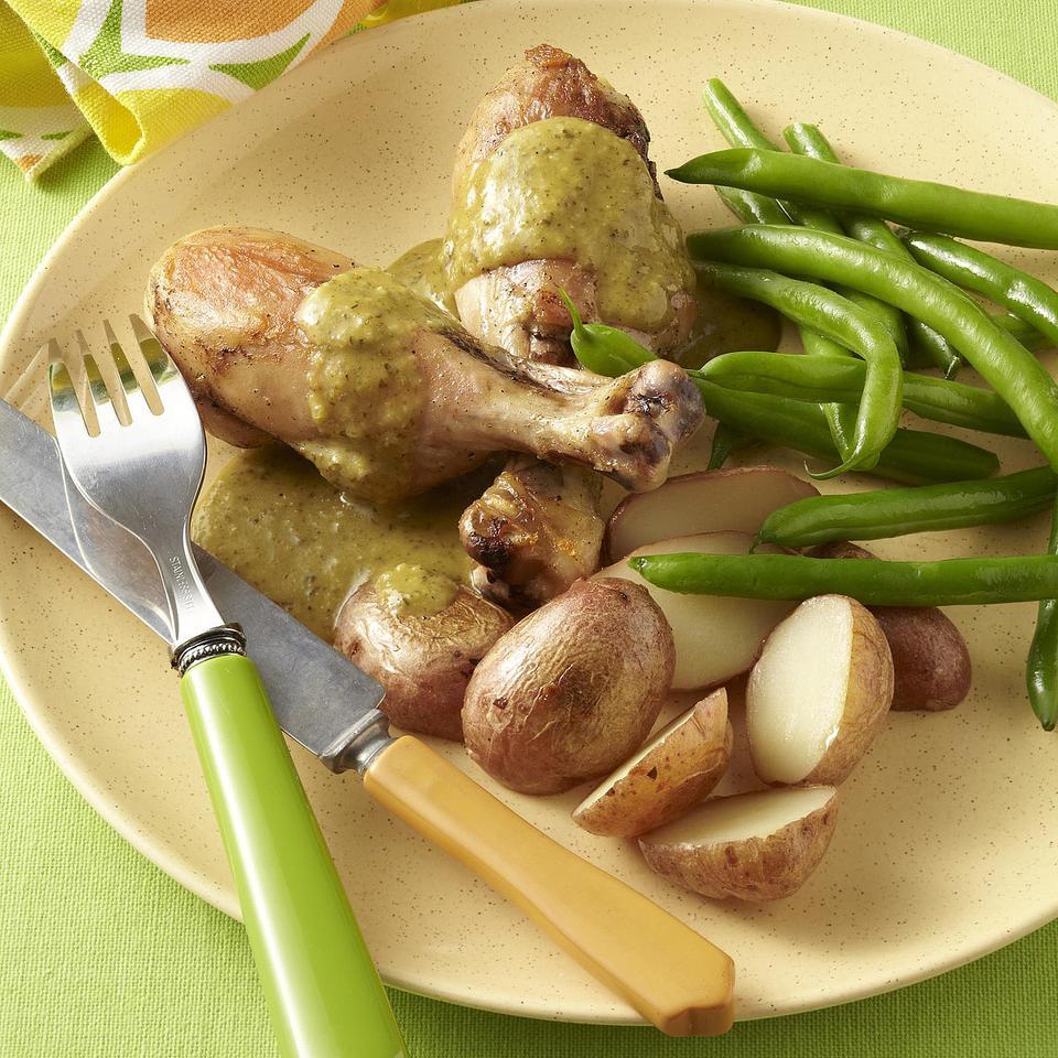 Roasted Chicken Drumsticks & Potatoes with Mojo Sauce Recipe EatingWell