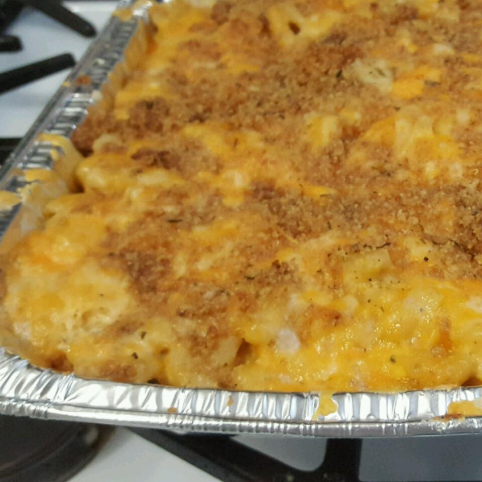 Southern Macaroni and Cheese Pie_image