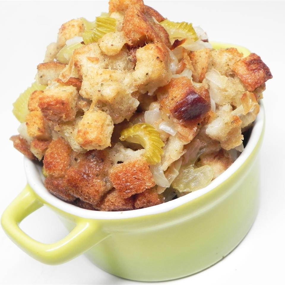Homemade Bread Stuffing_image