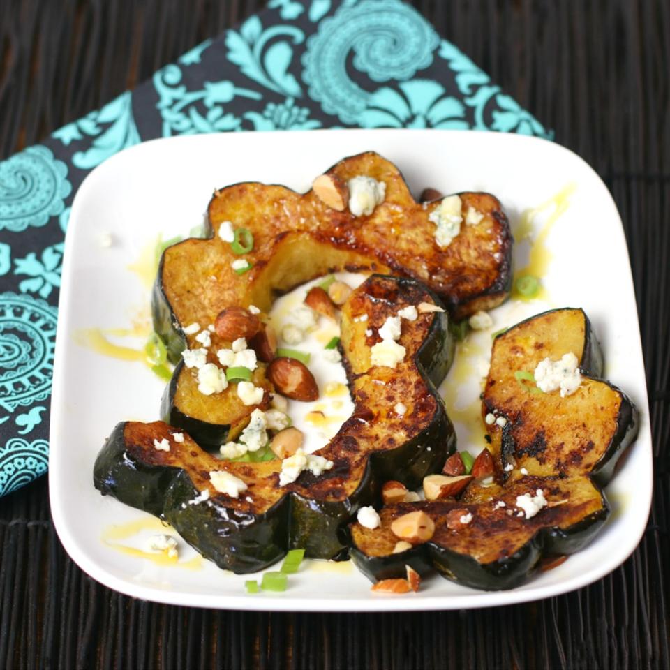 Roasted Honey Cinnamon Acorn Squash_image