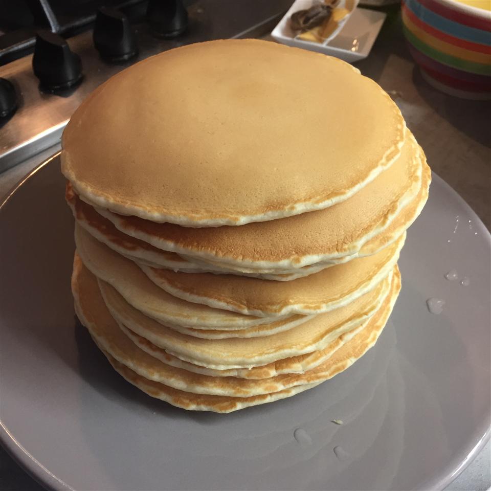 Extra-Yummy Fluffy Pancakes_image