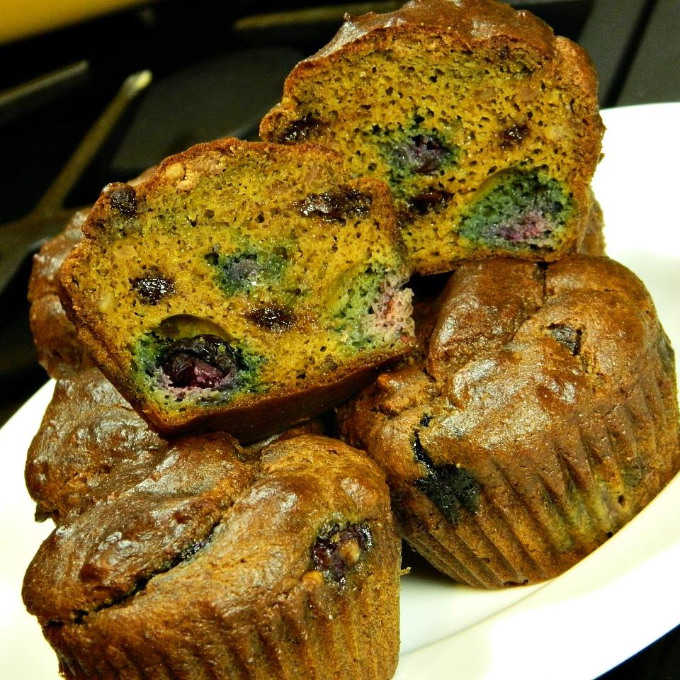 Pumpkin Blueberry Cashew Chocolate Muffins_image