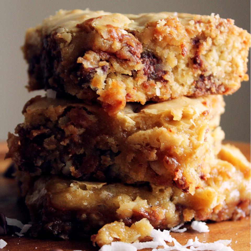 Chewy Coconut Bars_image