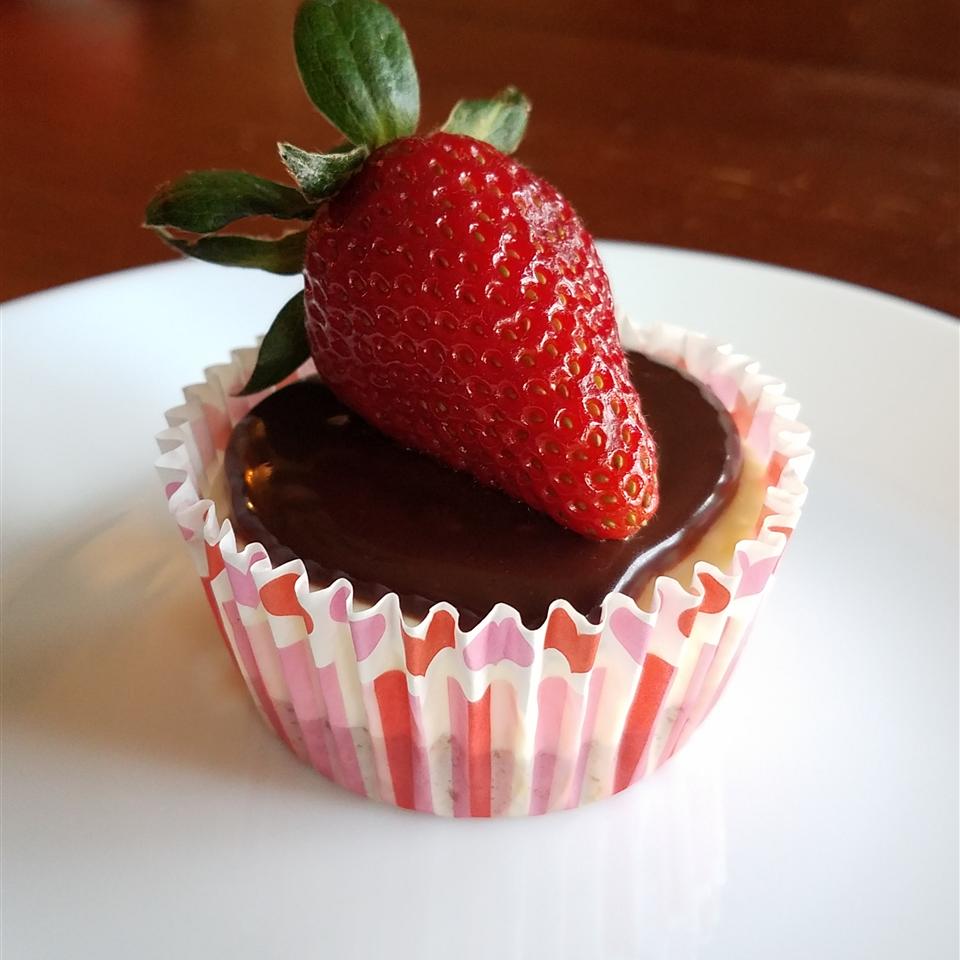 Decadent Cheesecake Cups_image
