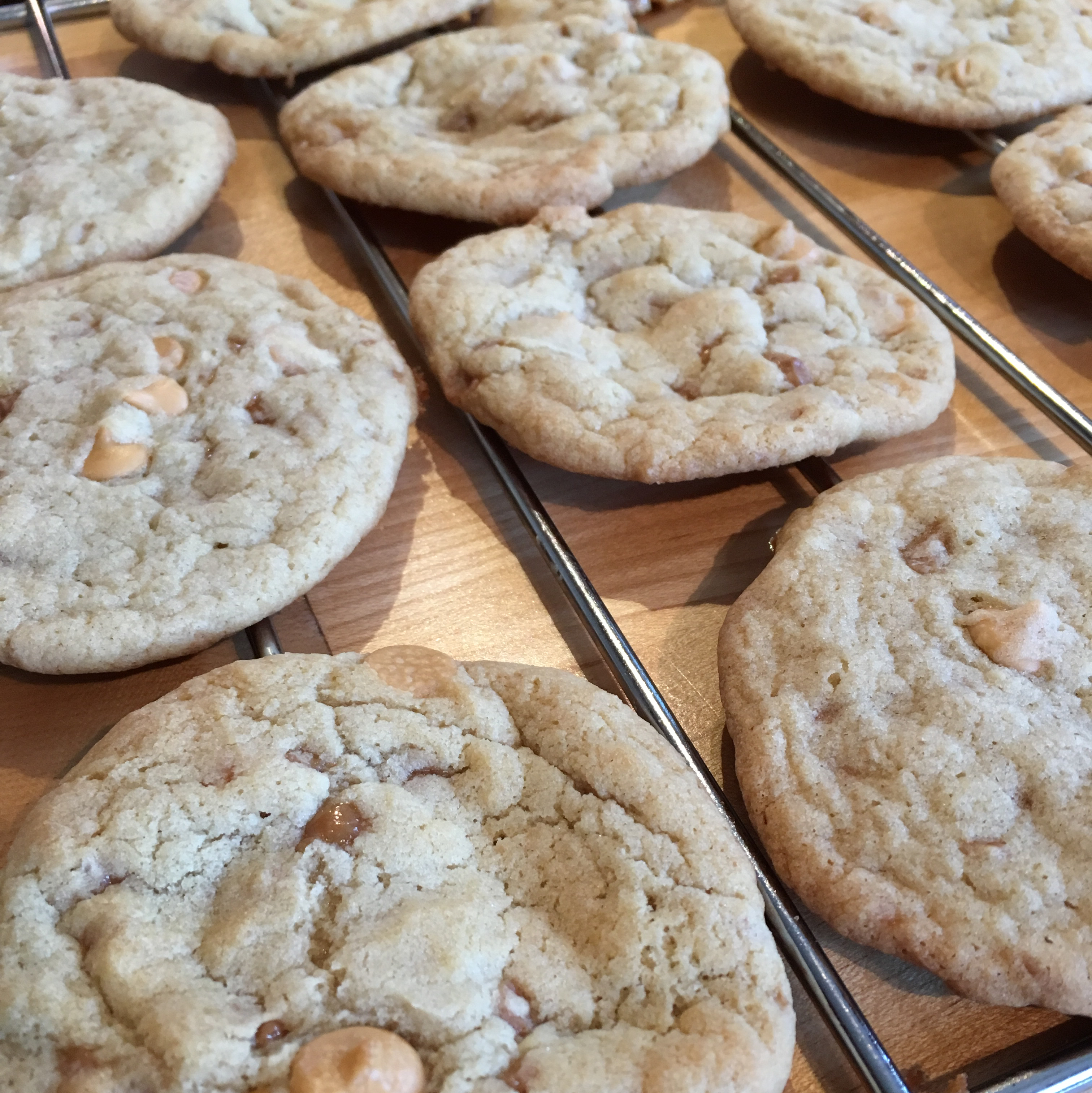 Becel Anything Goes Cookie Dough Salted Caramel Cookies_image