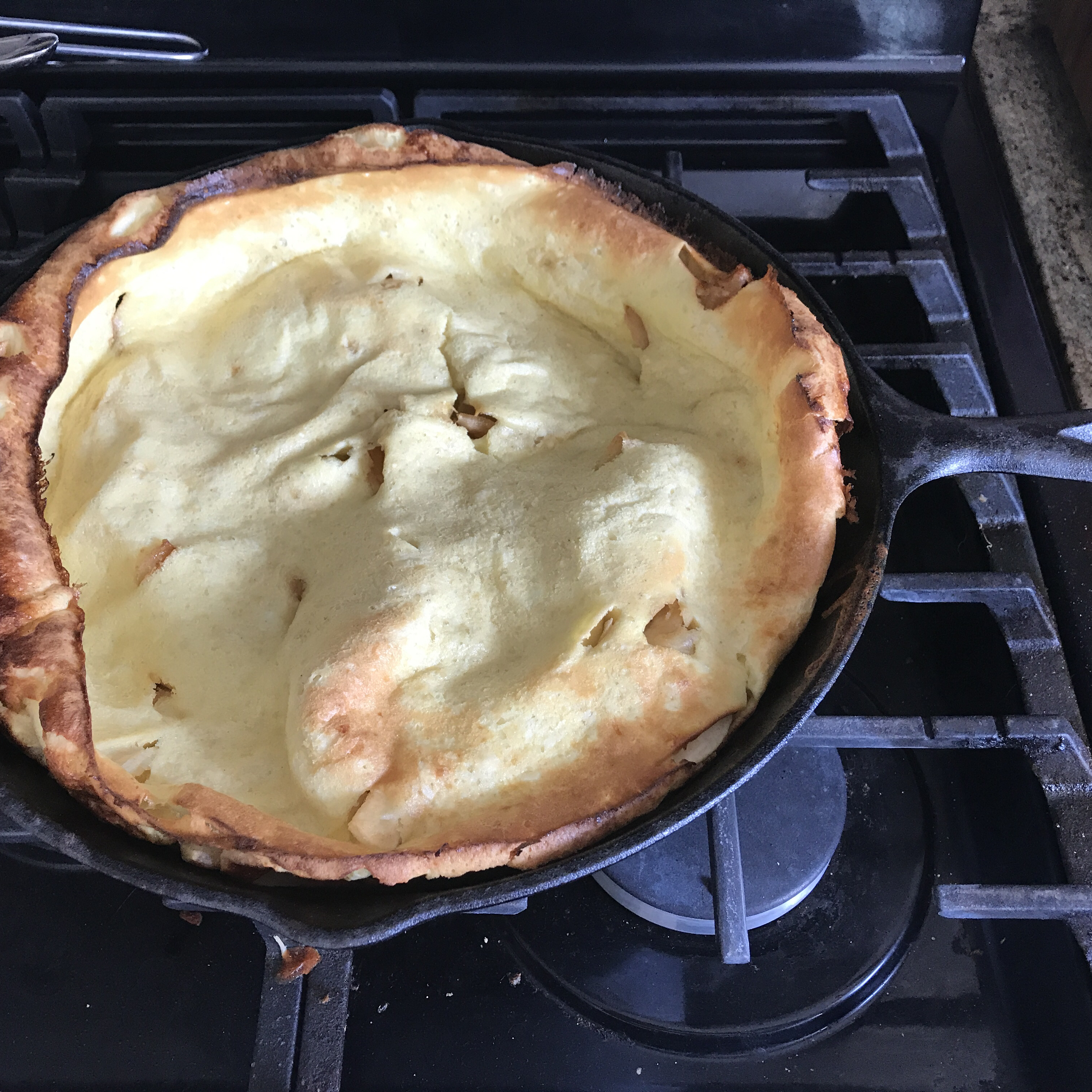 Oven Pancake with Apples image
