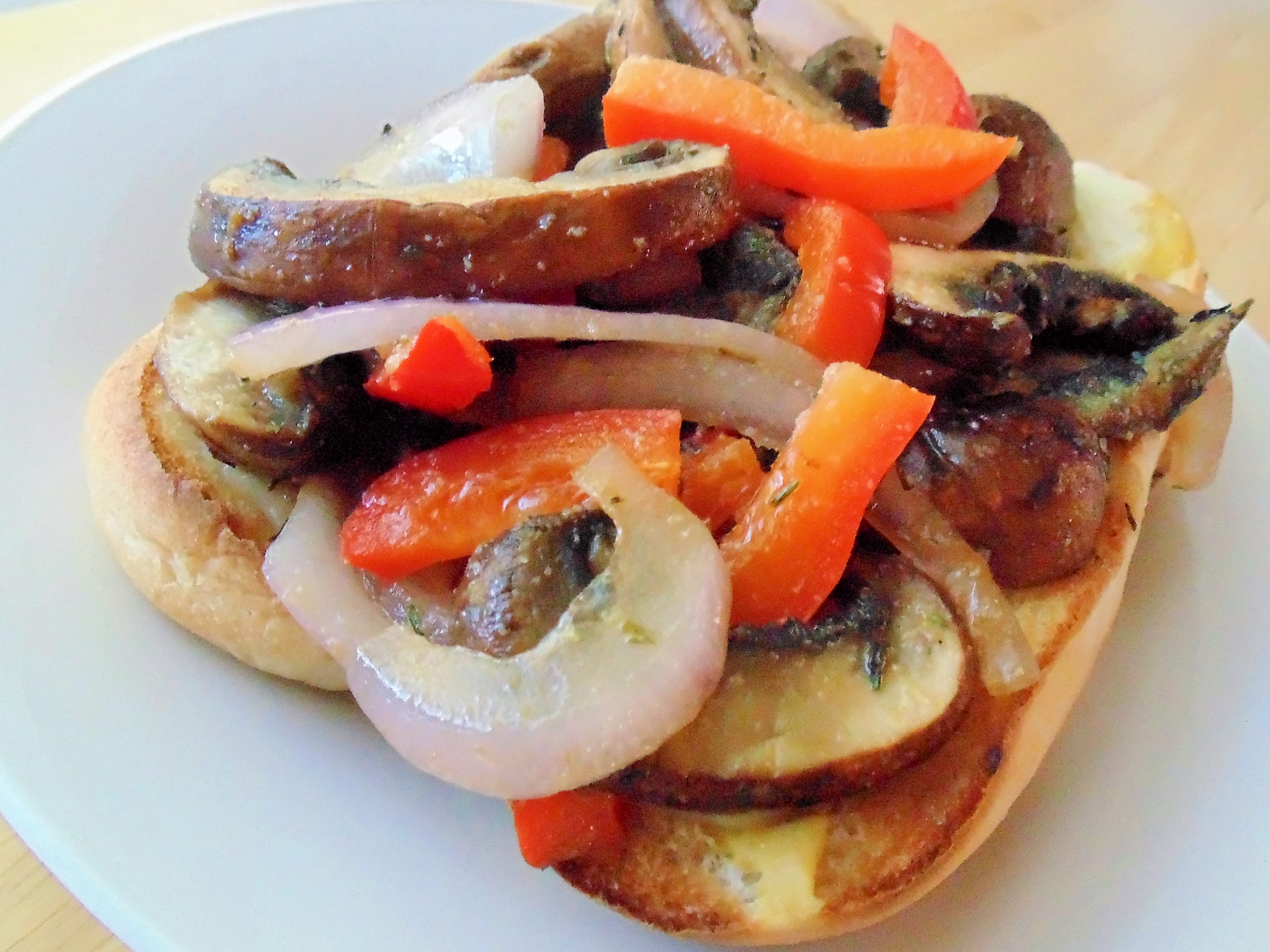 Vegetarian Mushroom Philly Cheese Steak Sandwiches_image
