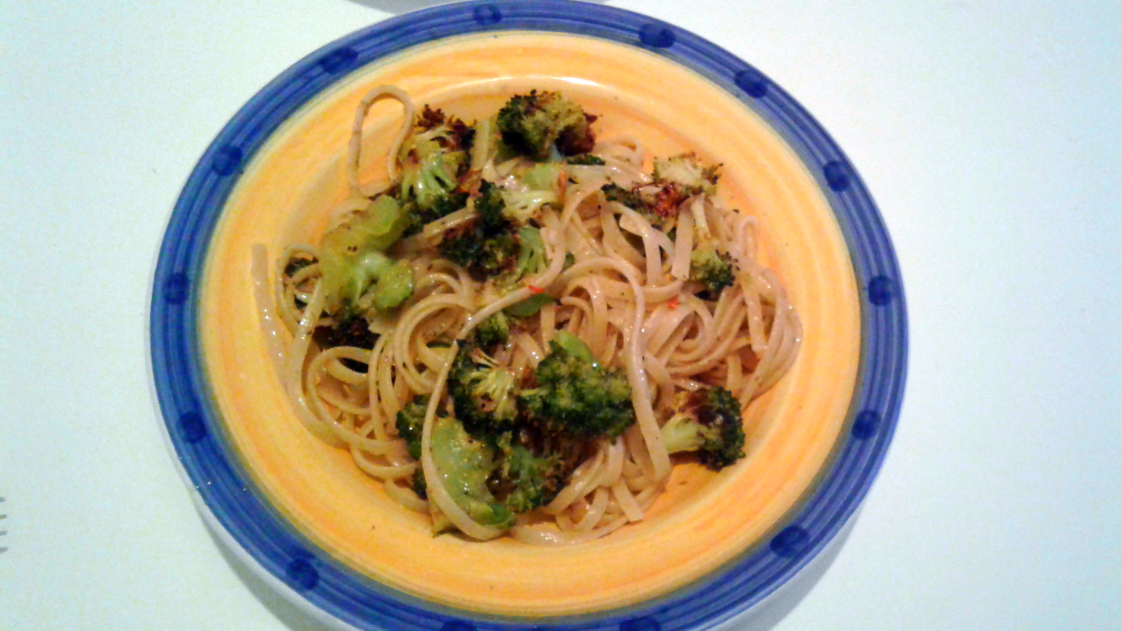 Spicy Pasta with Broccoli, Anchovy, and Garlic_image