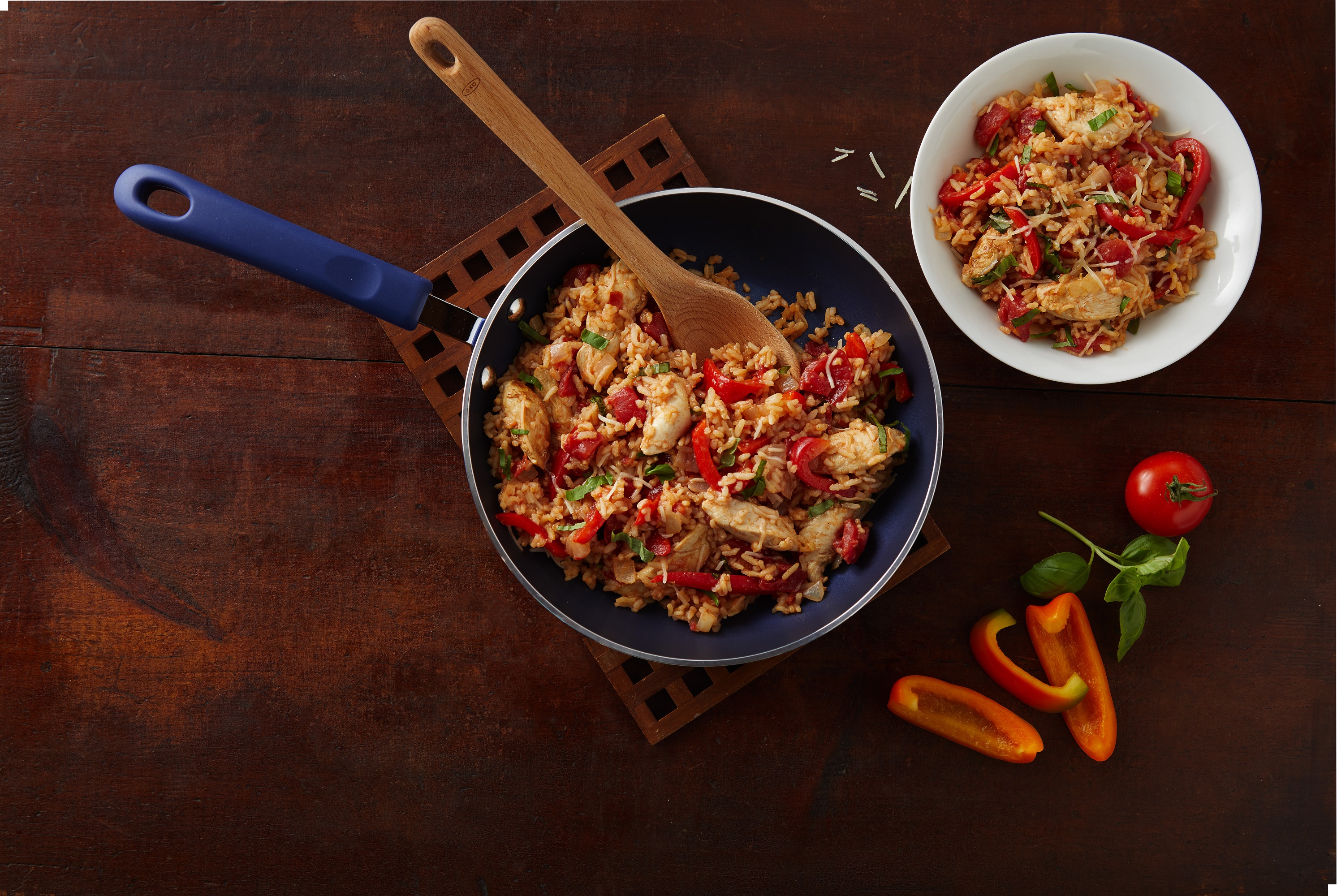 20-Minute Basil, Chicken & Tomato Rice image