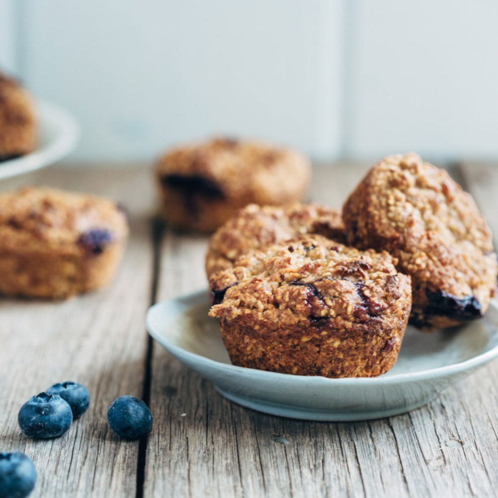 Fluffy Low-Fat Vegan Blueberry Muffins_image