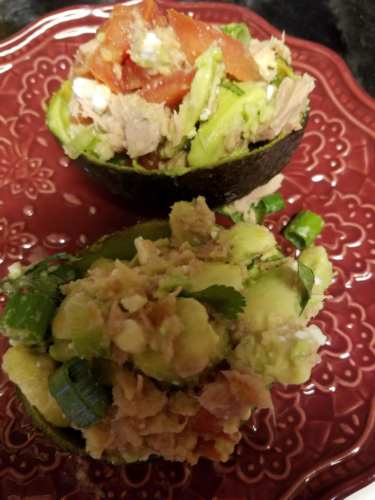 Avocado, Tuna, and Tomato Salad_image