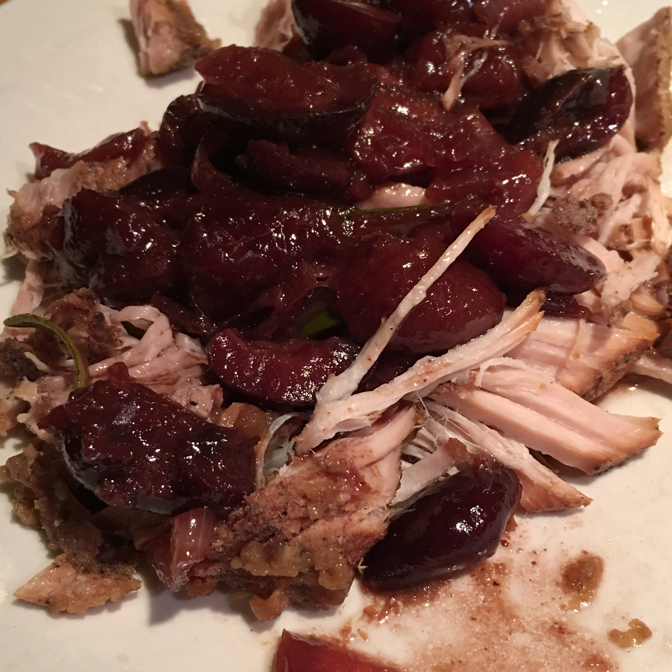 Pork Chops With Black Cherry Sauce_image