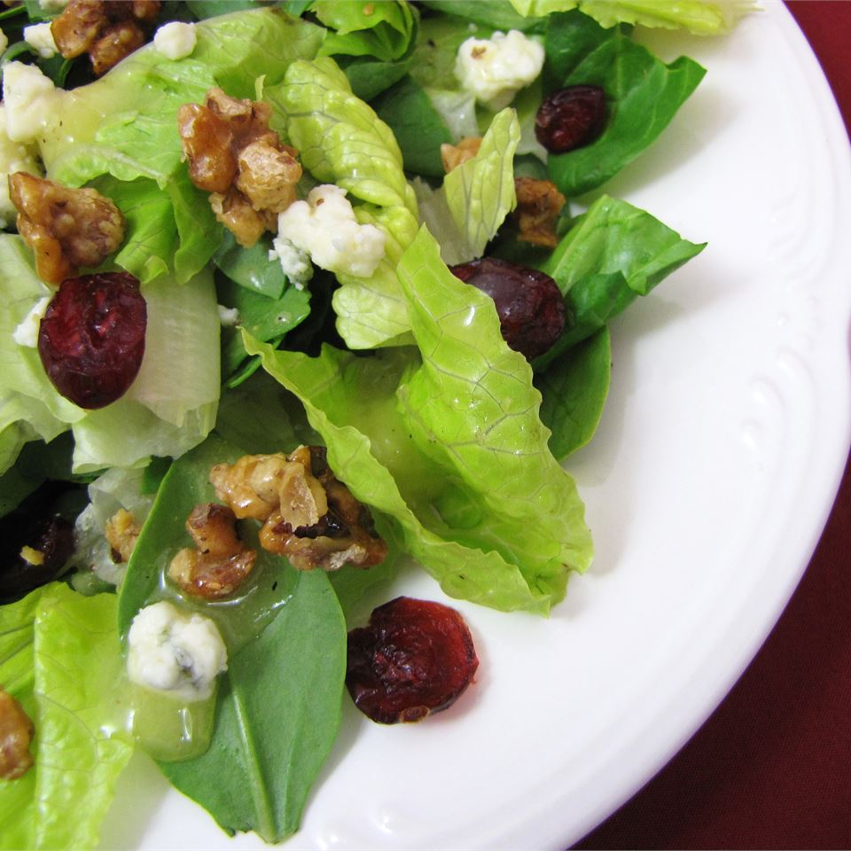 Missy&amp;#39;s Candied Walnut Gorgonzola Salad Recipe | Allrecipes