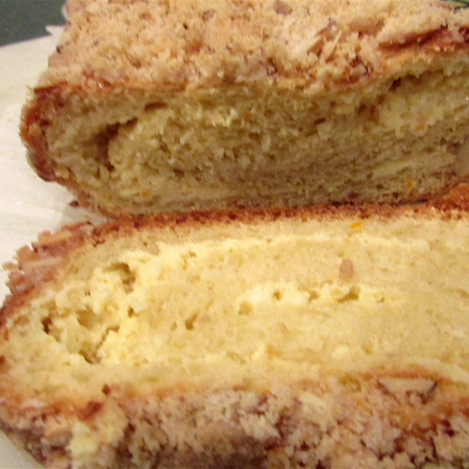 Cheese-Filled Easter Polish Bread (Babka)_image