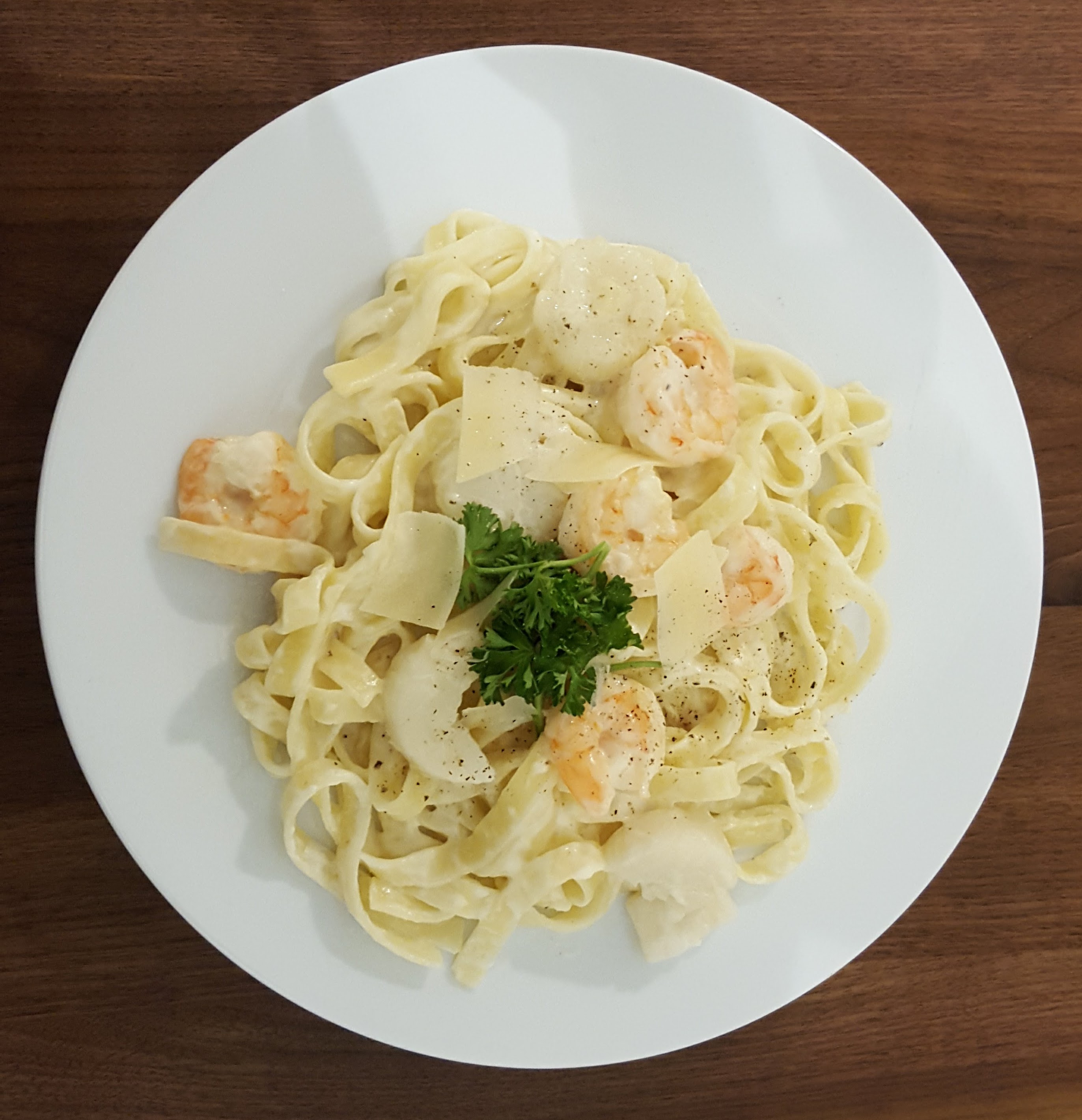 Seafood Fettuccine image