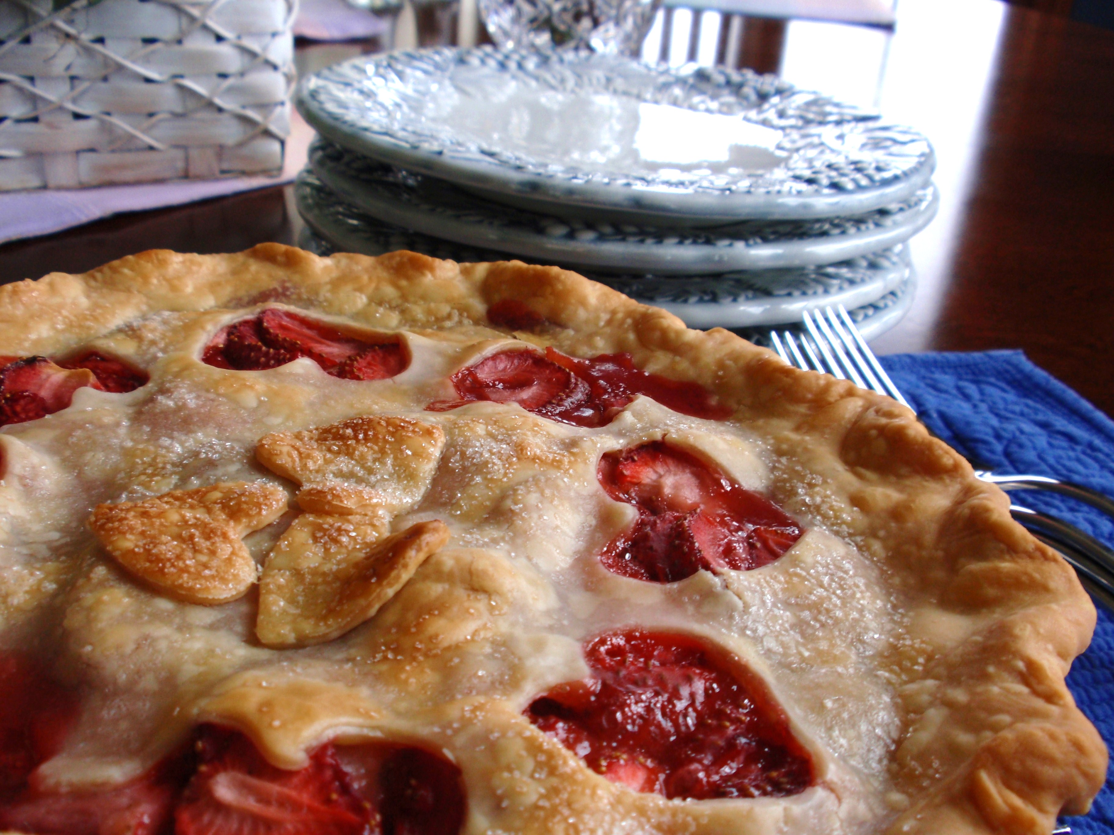 Old Fashioned Strawberry Pie image