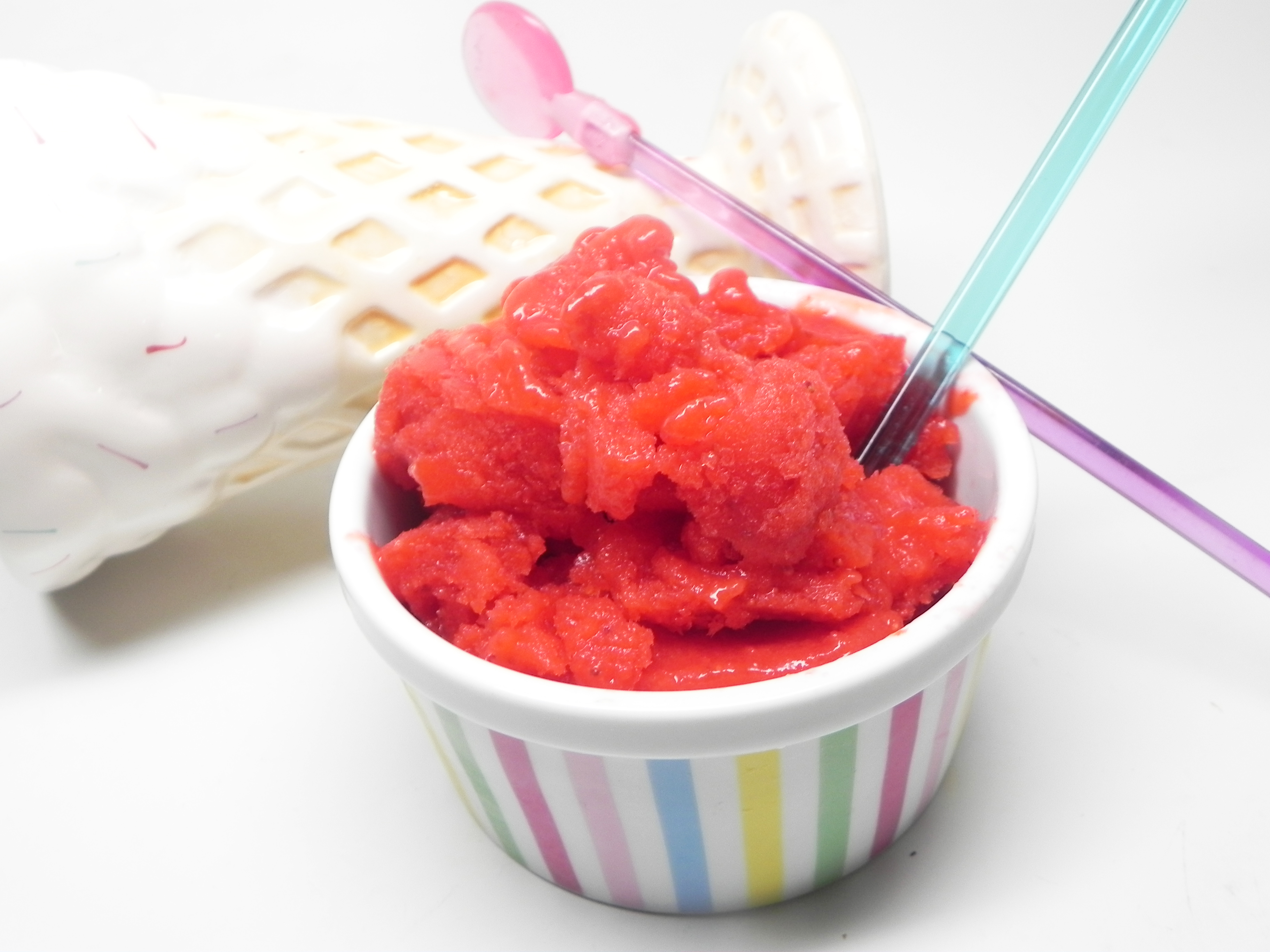 Healthy and Tasty Strawberry Sherbet_image