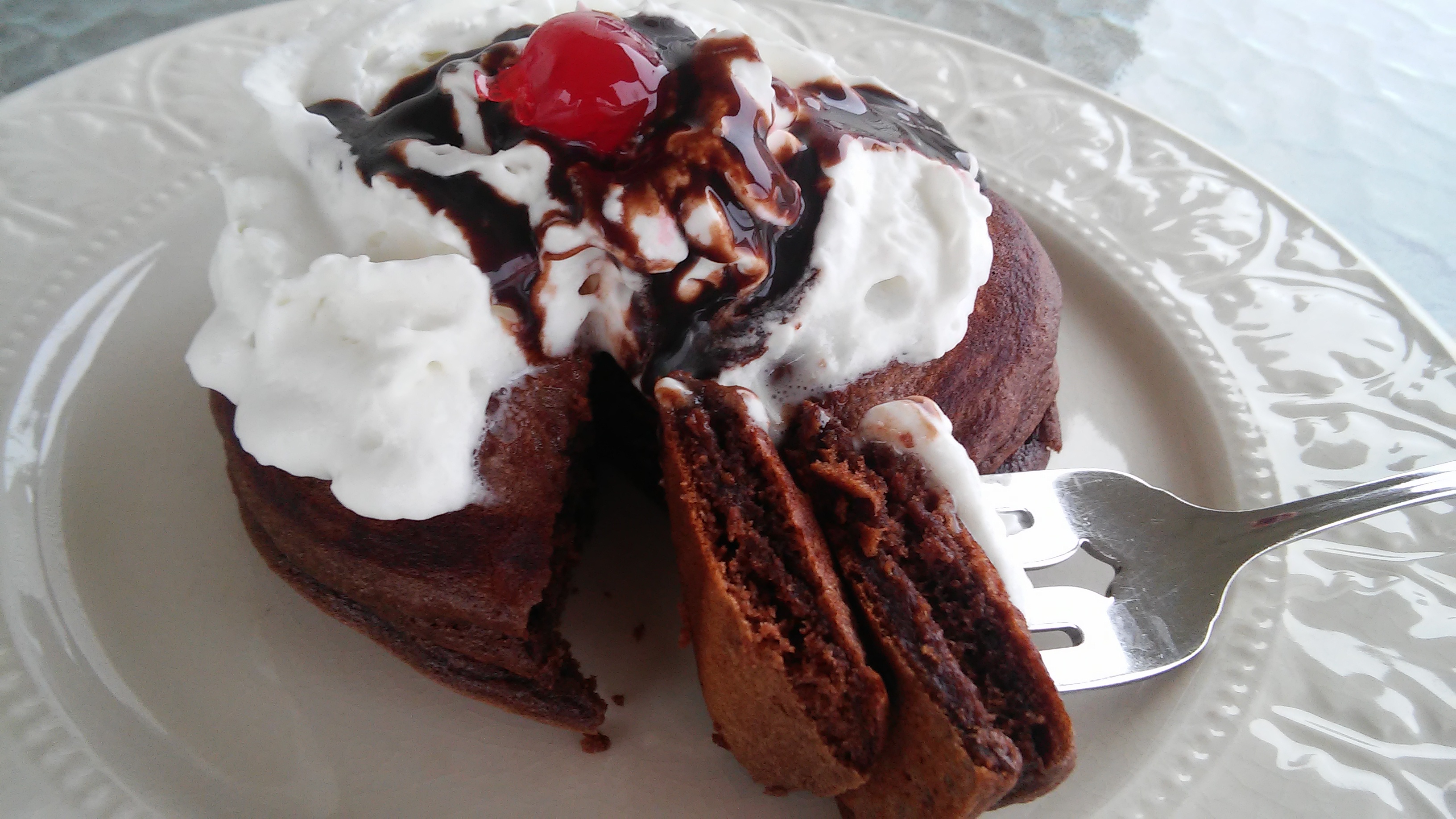 Decadent Chocolate Pancakes_image