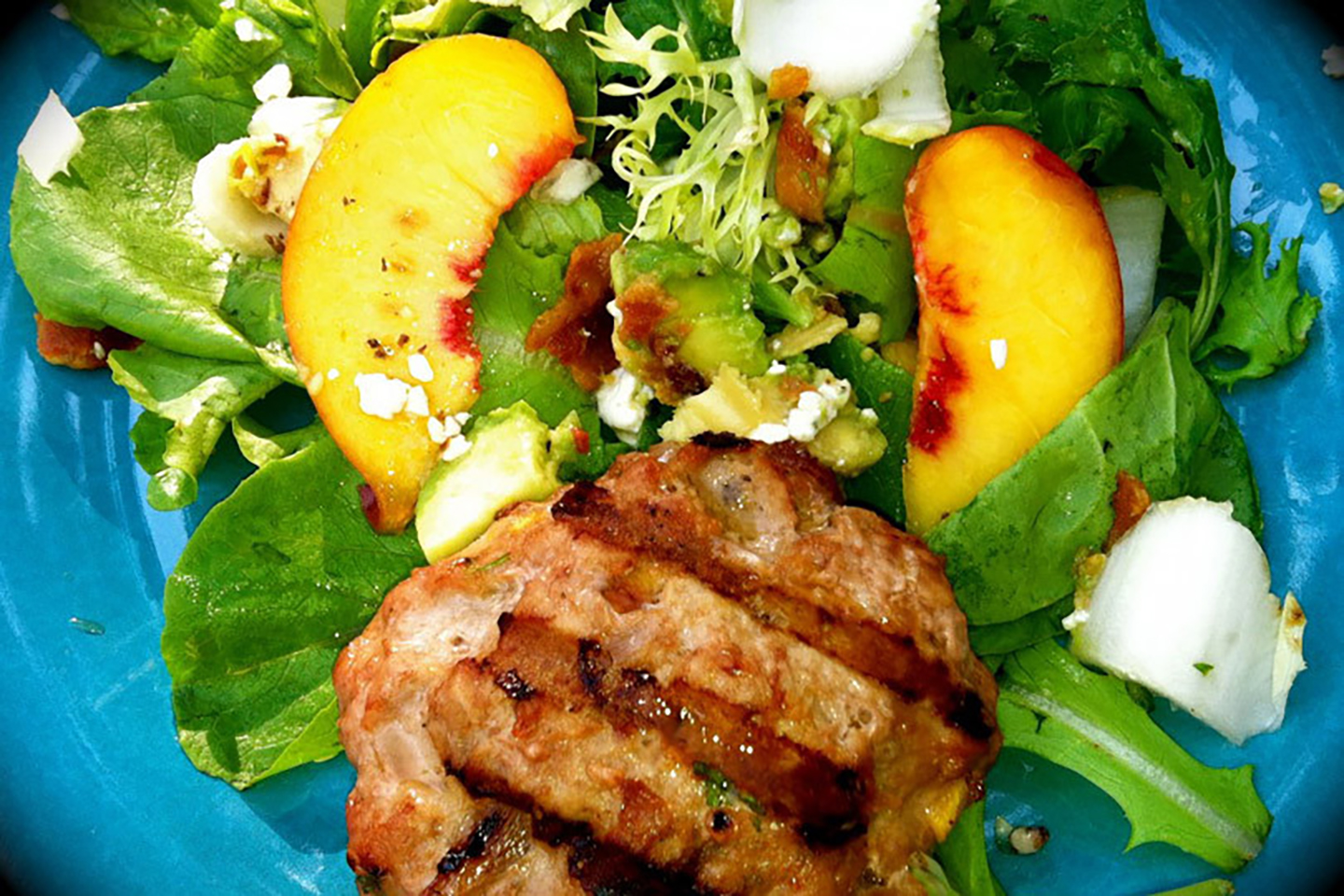 Peachy Turkey Burger over Greens with Endive, Bacon, Avocado, and Gorgonzola_image