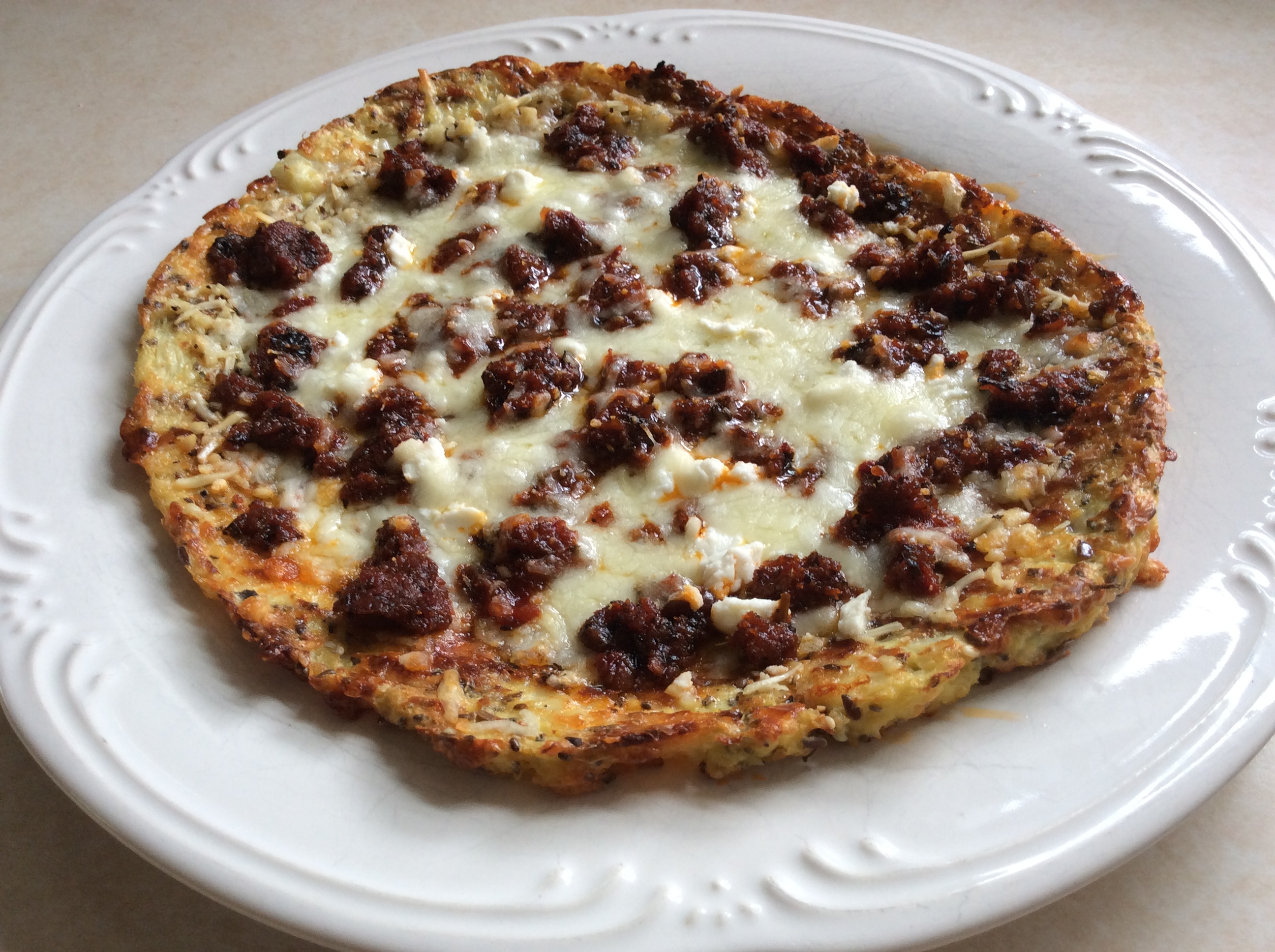 Quick and Easy Cauliflower Crust Personal Pizza_image