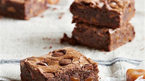 Dark chocolate brownies with caramel filled delightfulls™