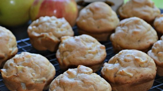 diabetic-friendly apple muffins