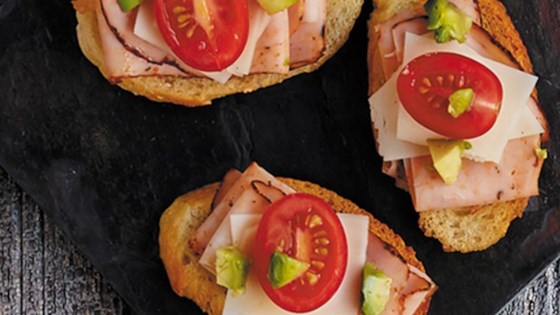 Santa Fe Turkey Crostini Recipe