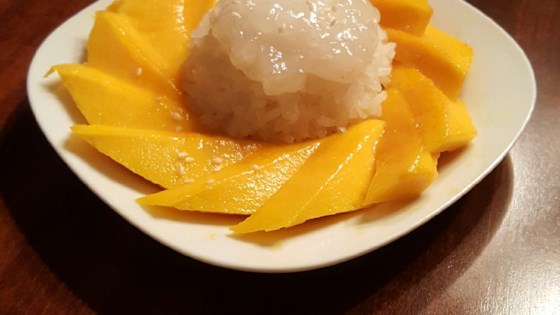 Thai Sweet Sticky Rice With Mango (Khao Neeo Mamuang ...