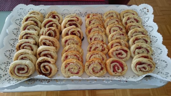 Quick and Easy Party Pinwheels with Cream Cheese and Ham Recipe