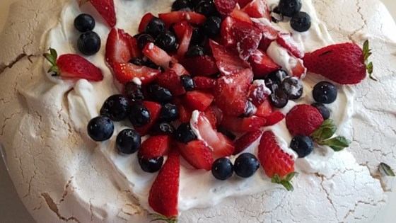 Easy Pavlova