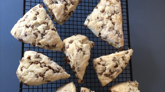 Easy Cinnamon Chip Scones Recipe