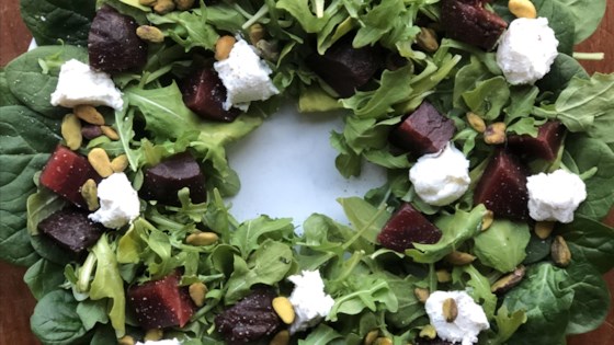 Holiday Salad Wreath Recipe