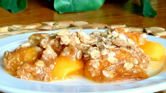 Slow Cooker Peach Crisp Recipe